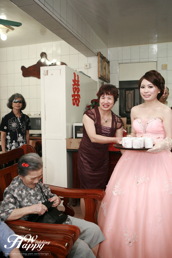 0383fee3757dd8c5820.jpg