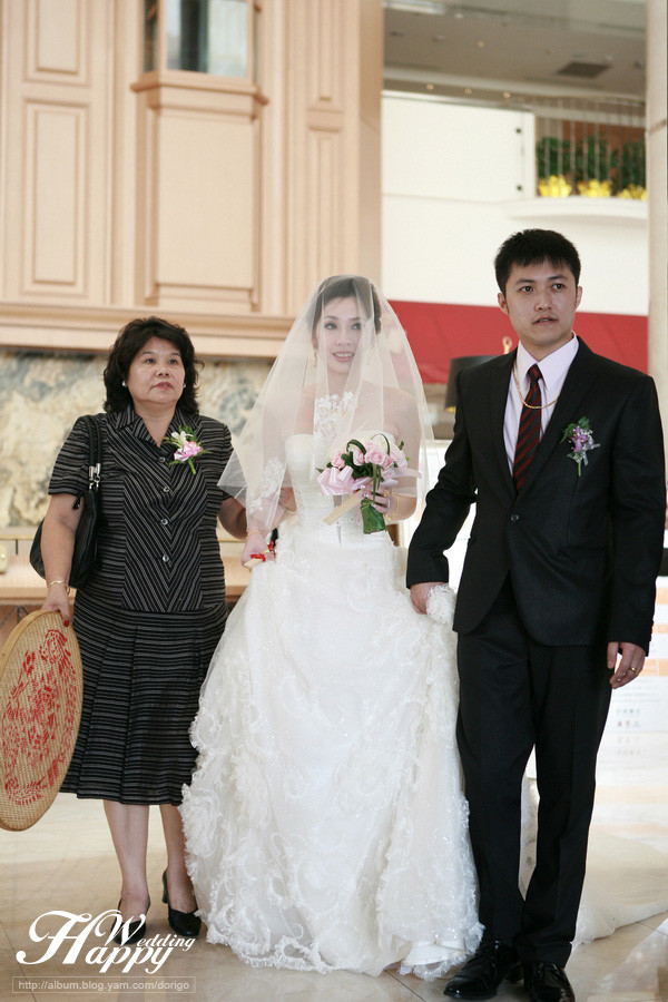 081de584ae2307e596f.jpg